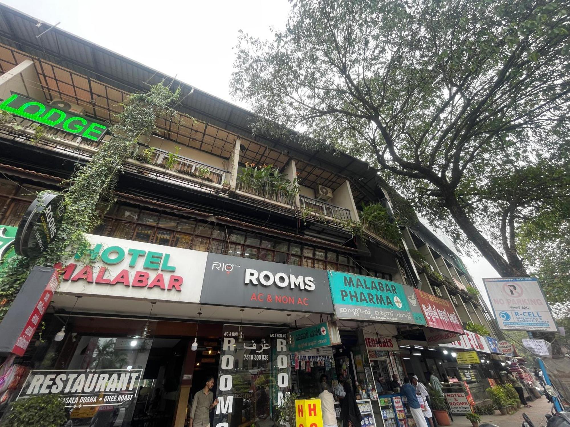 Rio Rooms Mims Calicut Exteriör bild