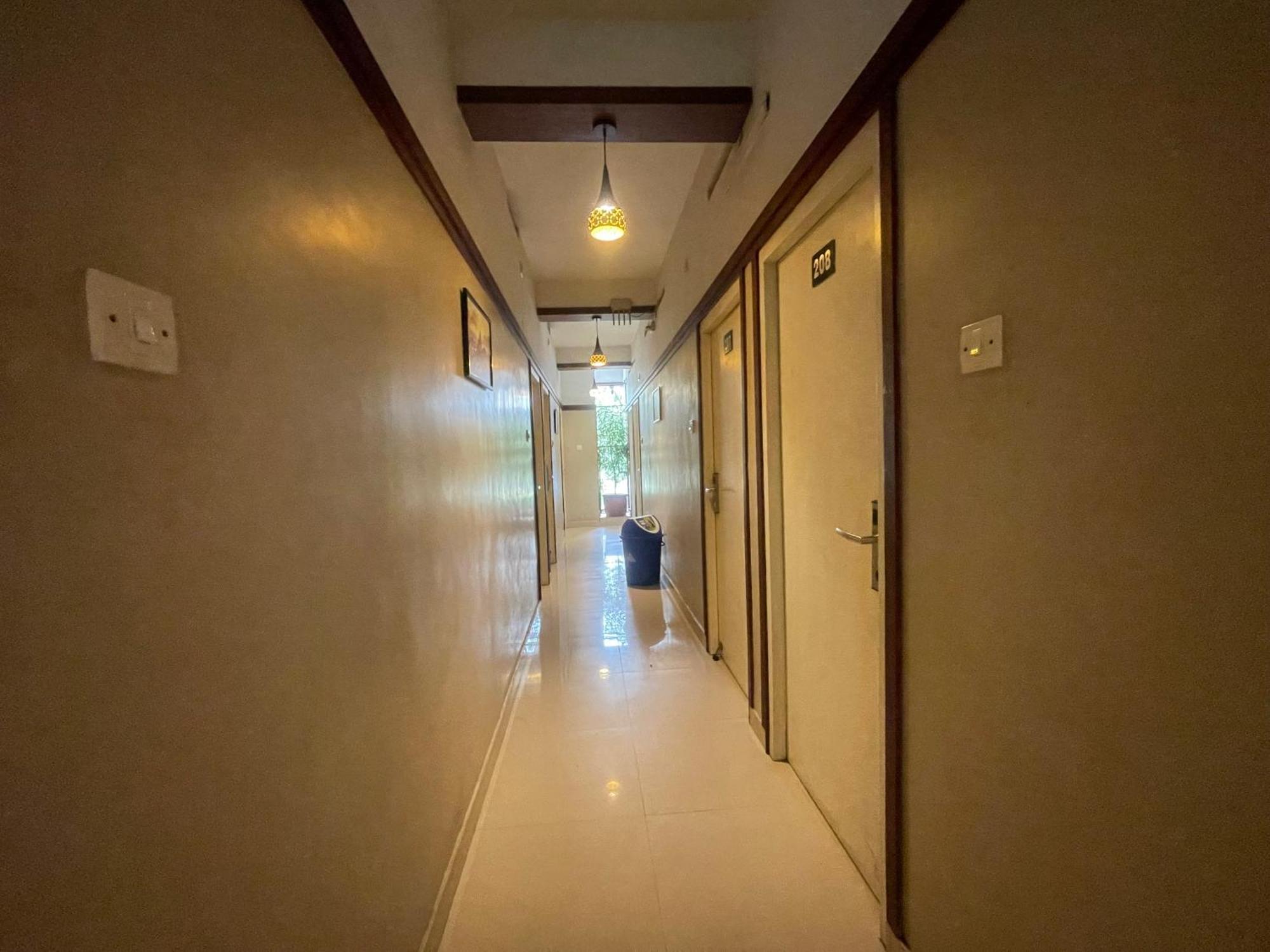 Rio Rooms Mims Calicut Exteriör bild
