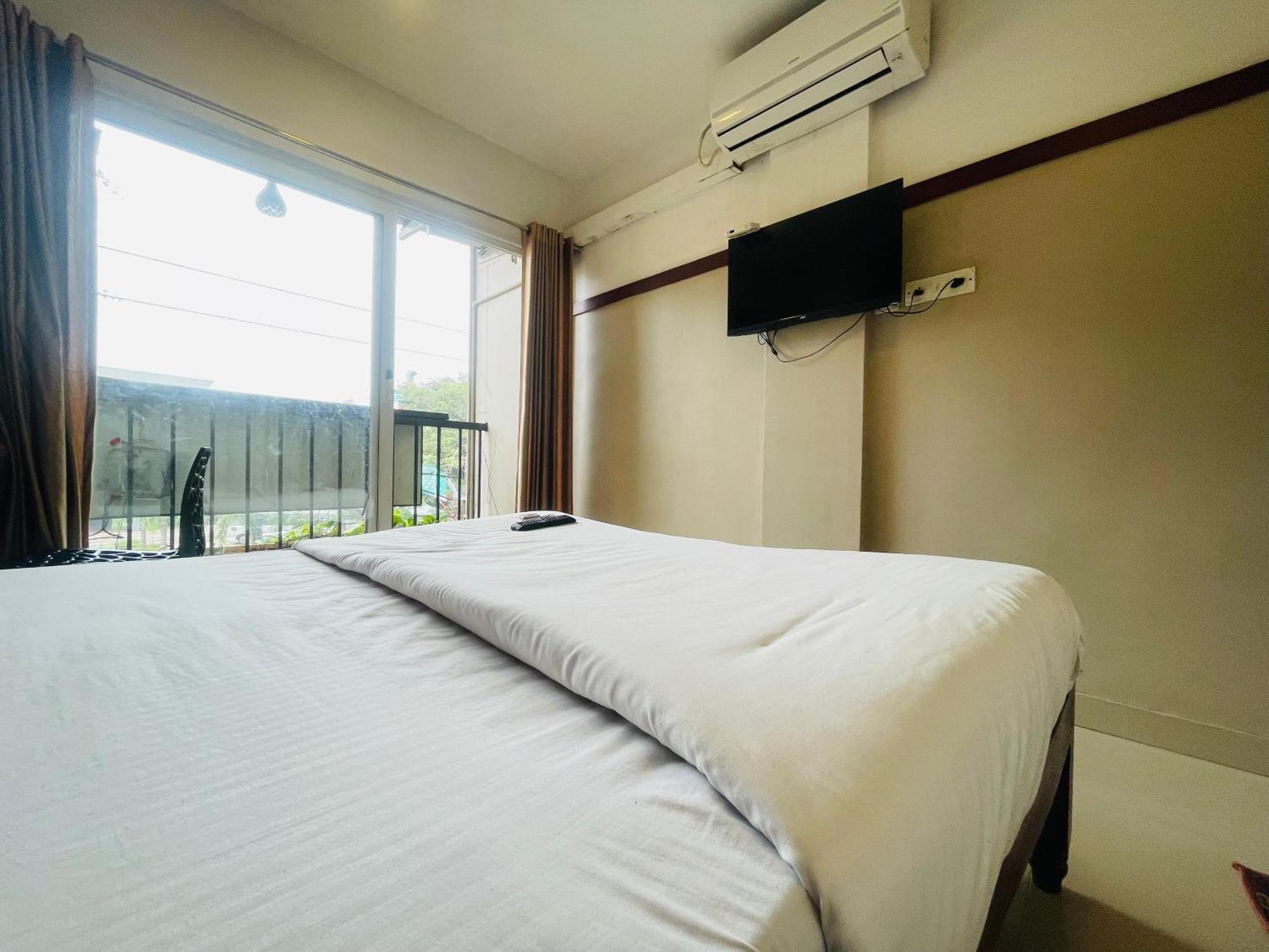 Rio Rooms Mims Calicut Exteriör bild